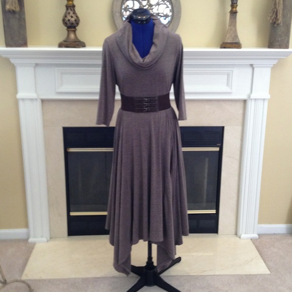 Signature Dress⬇REDUCED ⬇ - Picture 1 of 2
