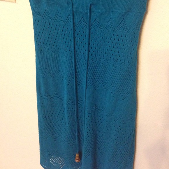 Gorgeous strapless blue dress never worn - Picture 3 of 4