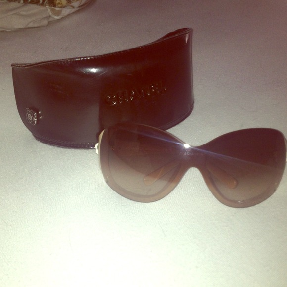 reserved for @thenewby