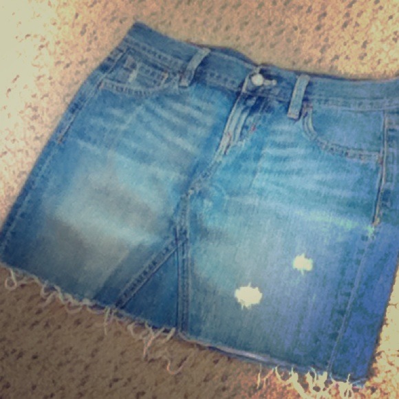 Old Navy denim distressed mini skirt