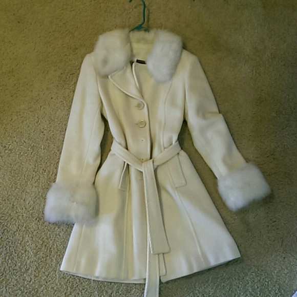 Jackets & Blazers - Faux fur cream tweed style jacket