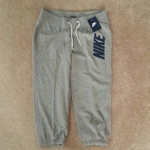 Nike Capris