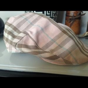 ✖️TRADED✖️Burberry Cap