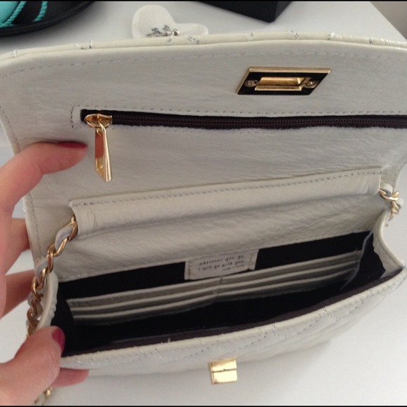 Bags - Reserved: Classy White Quilted Crossbody Bags - Reserved: Classy White Quilted Crossbody