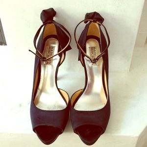 BADGLEY MISCHKA Satin Heels