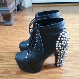 JC spiked lita black 6.5