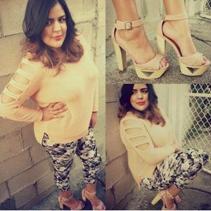 ***SOLD! Floral leggings