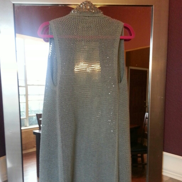 Alice + Olivia Sequin Vest - Picture 3 of 3