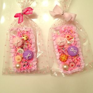 Super cute cream iphone case!!