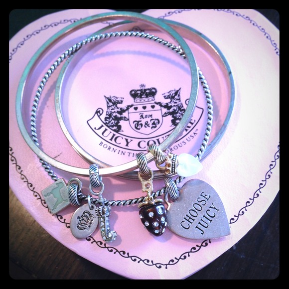 ! Juicy Couture 3 piece bangle set!