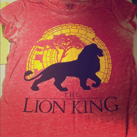 Lion king tee