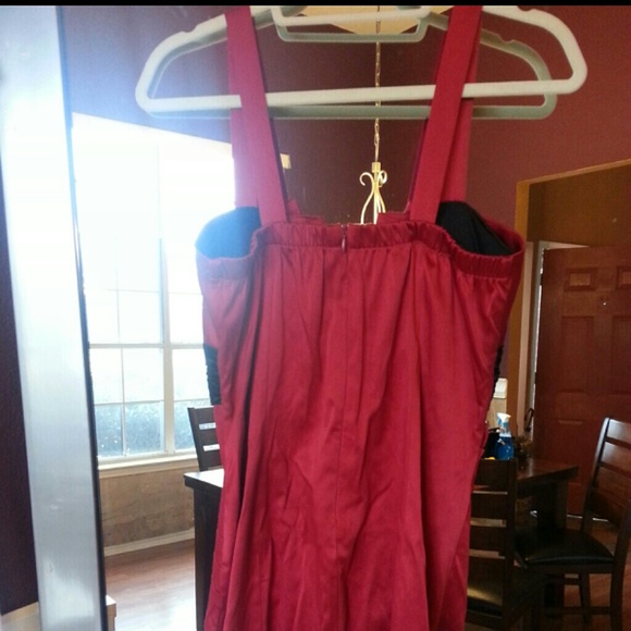 L Patricia - Picture 2 of 2