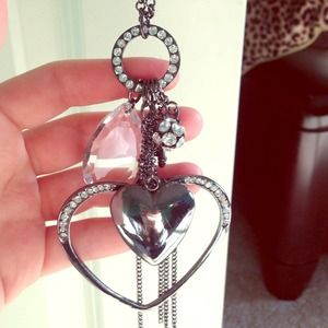 Long heart guess necklace