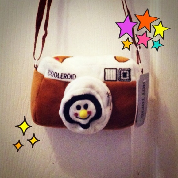 Hot Topic Handbags - Smiley Camera Crossbody/Shoulder Bag
