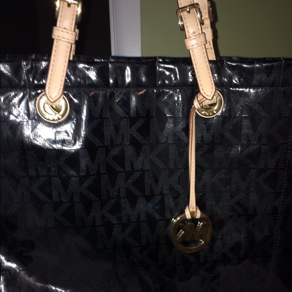 AUTHENTIC Michael Kors Tote