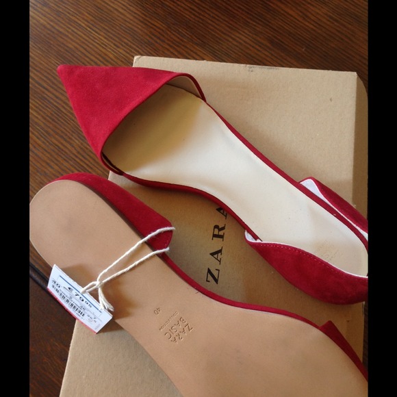 Zara Shoes - New Zara Vamp Pointed Toe Flats w Heel - Red Suede Zara Shoes - New Zara Vamp Pointed Toe Flats w Heel - Red Suede