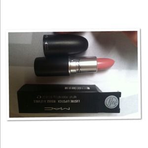 MAC Lustre Lipstick x2