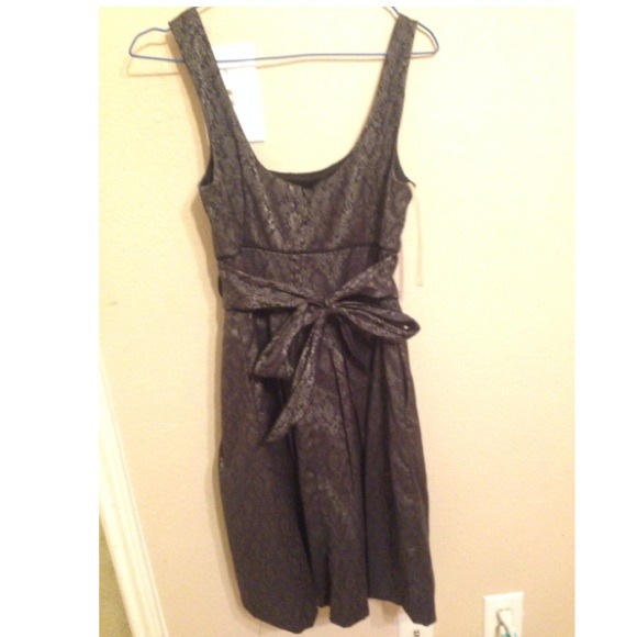 black with gold embellishment dress ! - Picture 3 of 4