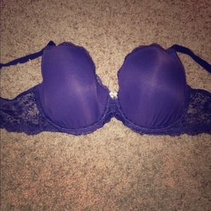 Victoria's Secret bra Demi