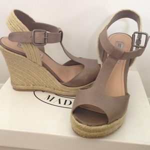 Steve Madden wedges