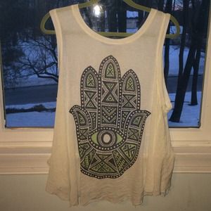 Hamsa top