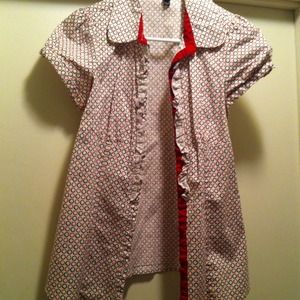 Black, white and red circle top