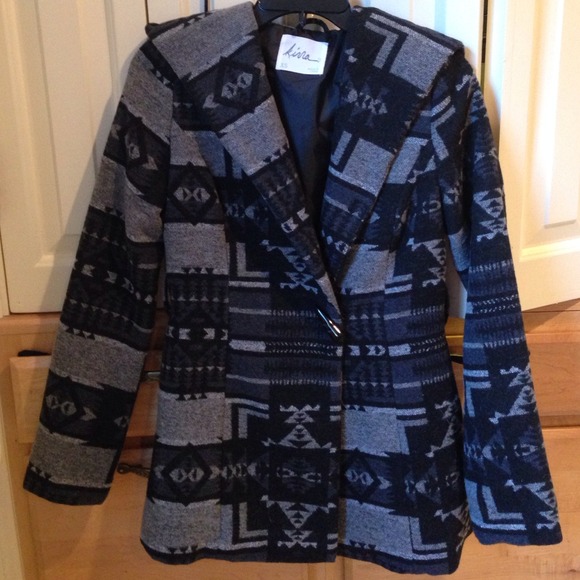 Aztec print kirra jacket!