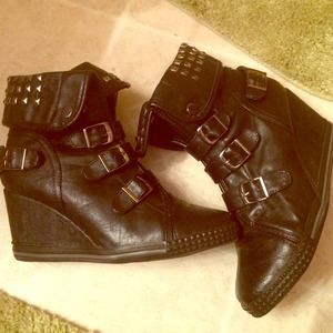 Wedge studded biker boot RESERVED