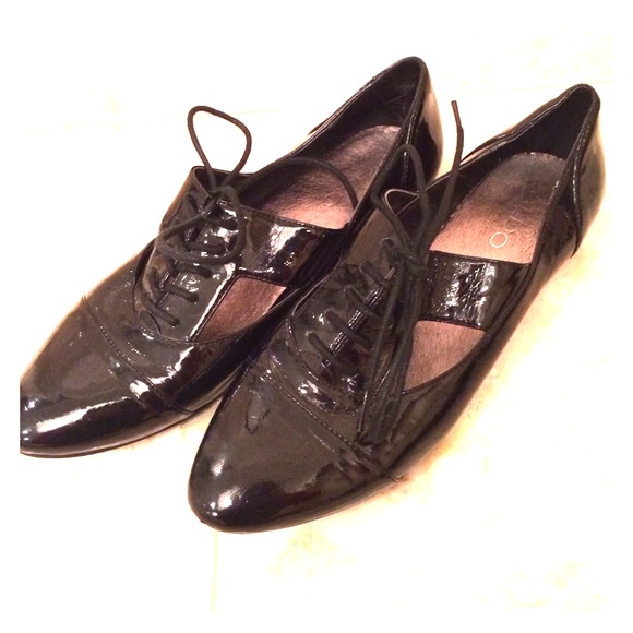 ALDO patent leather flats