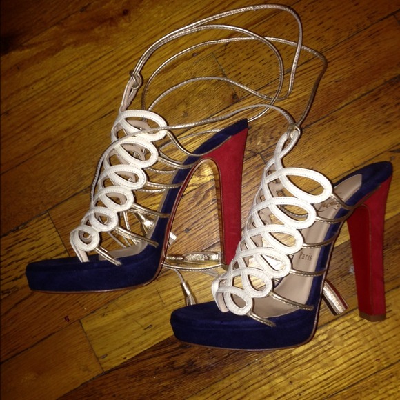 ‼️Additional LOUBOUTIN pics ‼️ - Picture 4 of 4