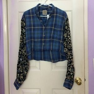 LF Furst of a Kind Cropped High Low Flannel Floral