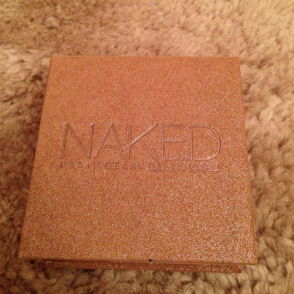 Urban Decay Naked Illuminated Powder