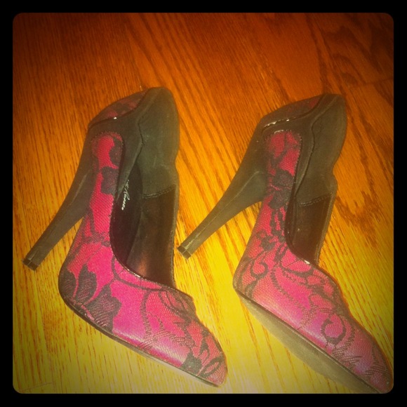 Lace pumps Charlotte Russe