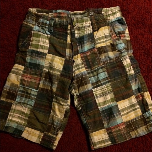 🚫SOLD🚫 Bundled @SunsMENS plaid shorts!🎉