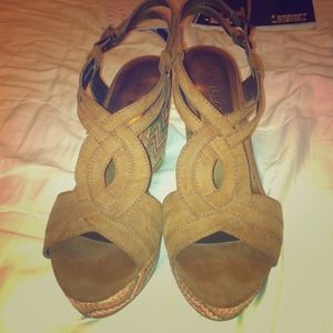 St. John's Bay Wedges