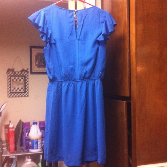 Two dresses - Picture 5 of 5
