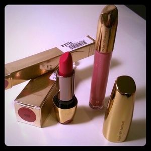 Lipstick color (POMME) lipgloss (MELODIOUS)