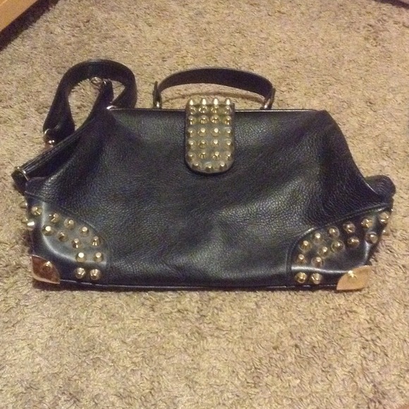 Black Stud bag - Picture 1 of 4