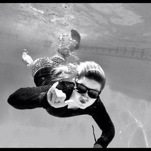 ✨Meet your seller!✨