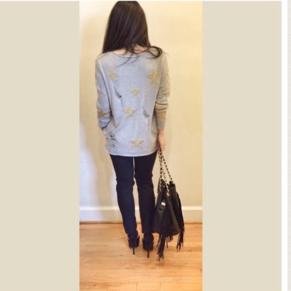 Chic shredded grey sweater w/gold stars LAST ONE - Picture 4 of 4