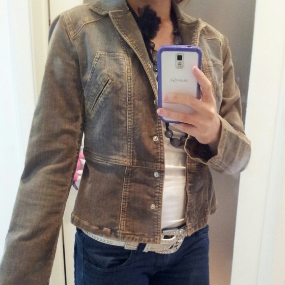 ✂️SALE🔴$77✂️ 🎈BCBGmaxazria denim jacket - Picture 2 of 4