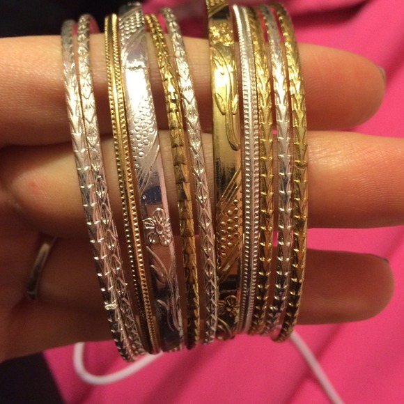Set of 11 bangle set!