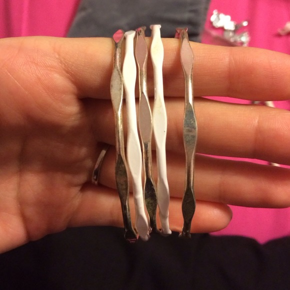 Set of 5 bangles
