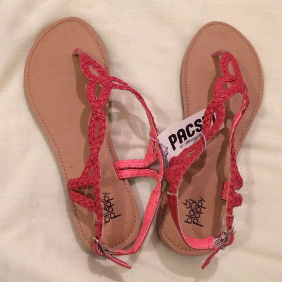 🌟BNWT🌟Coral Braided Sandals