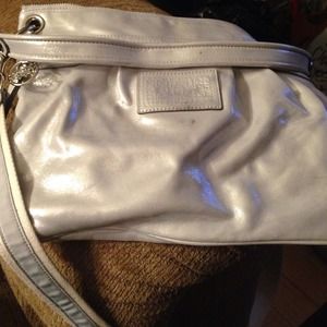 COACH POPPY CROSS BODY!!