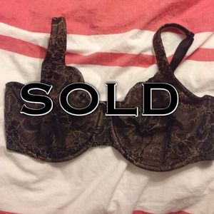 SOLD IN BUNDLE: Cacique Black & Beige Lace Bra