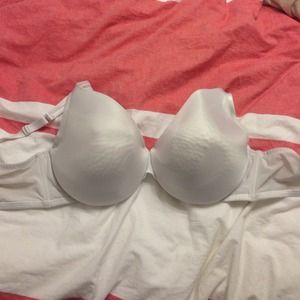 White Cacique Full Coverage Bra w/ Underwire