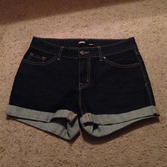 BDG Shortie Shorts