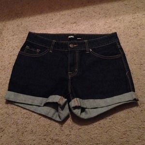 BDG Shortie Shorts