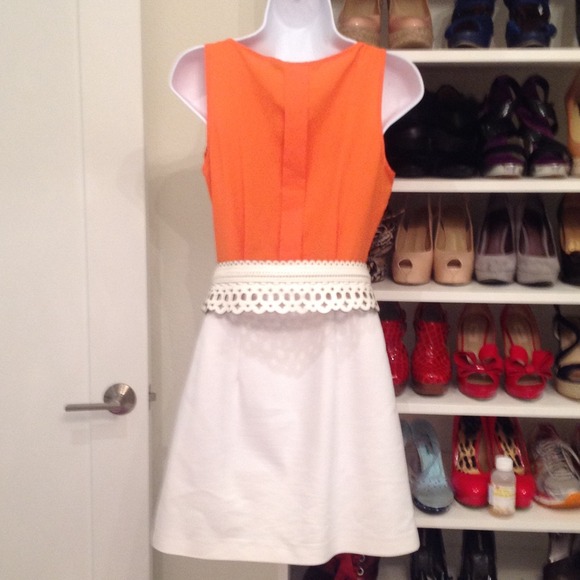 SOLD in a bundle. Zara orange and white dress. - Picture 2 of 2